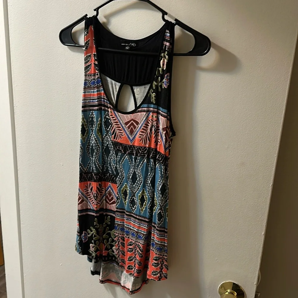 Patterned Tank Top - Picture 1 of 5